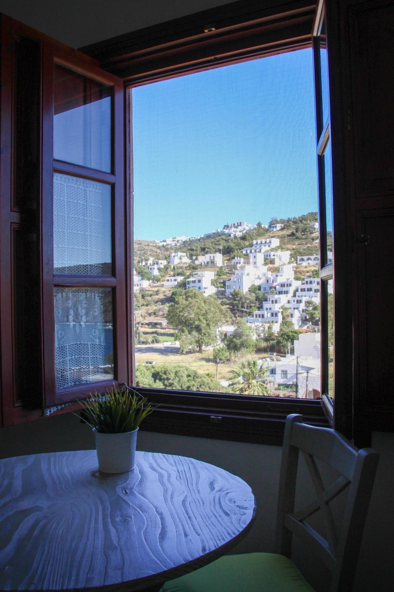 Aparthotel Mistral-Patmos Skála Exterior foto